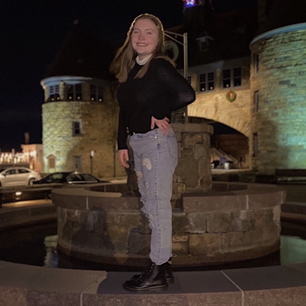 Meet your Posher, Mackenzie